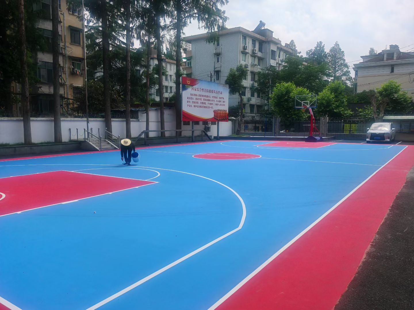 来宾市操场跑道多少钱