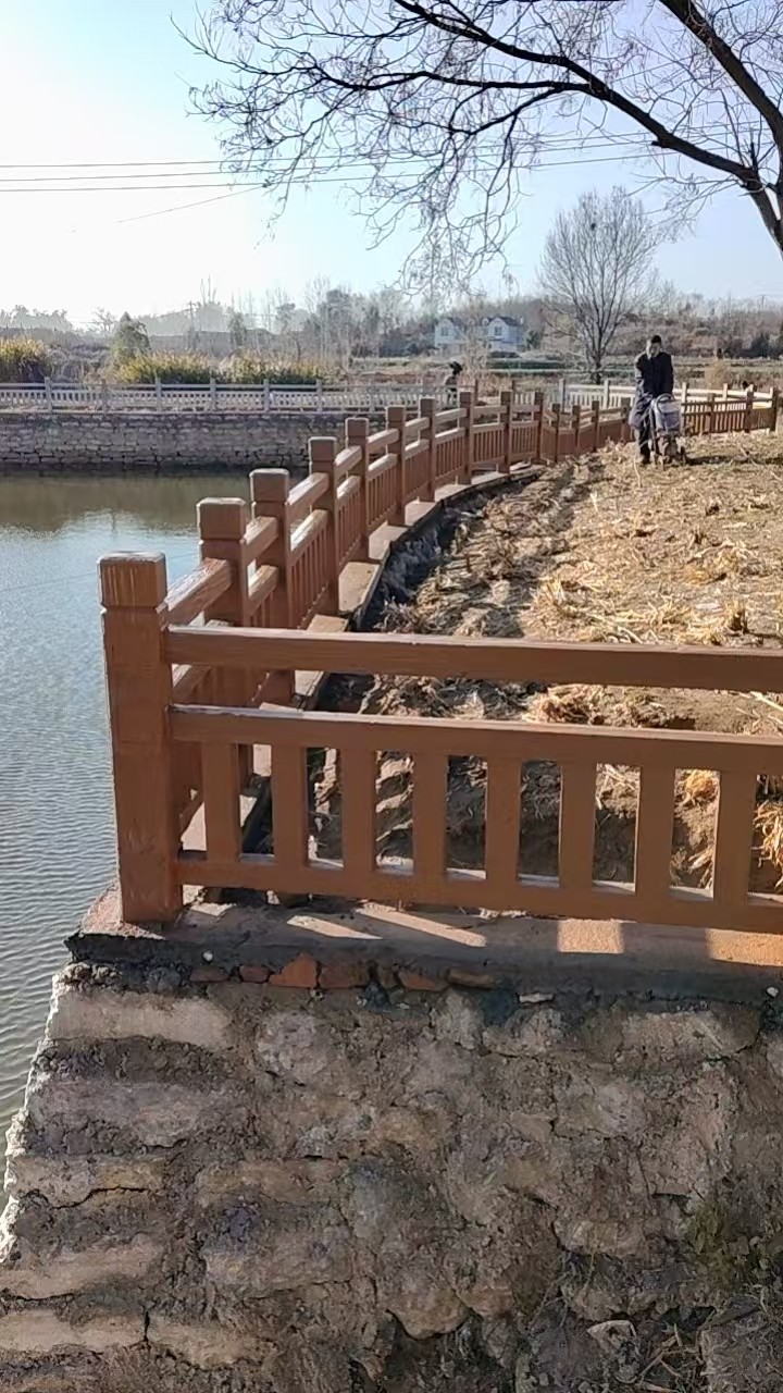 仿木护栏