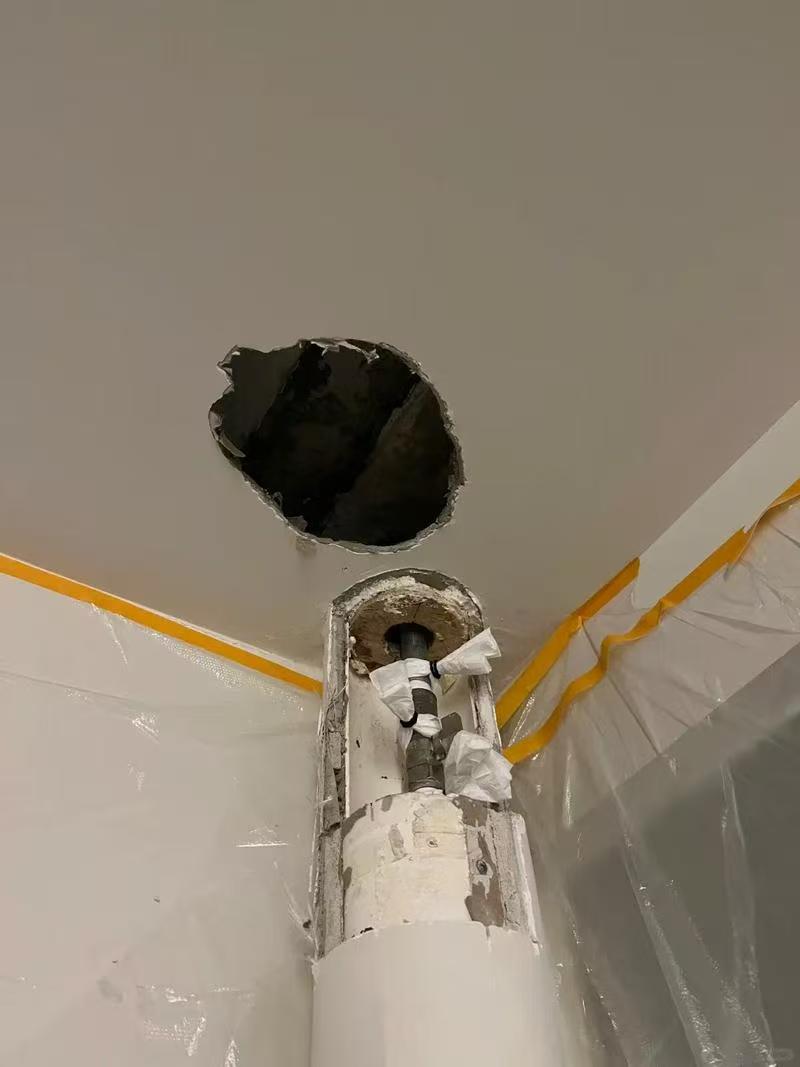 棚顶漏水