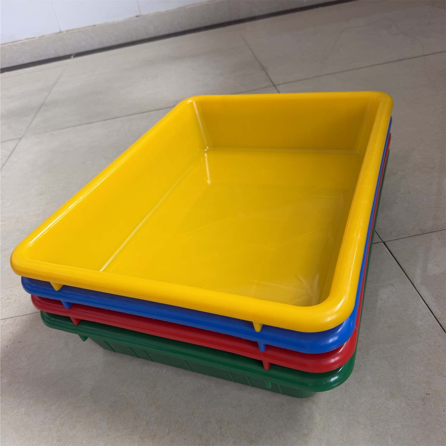 渭南冻盘周转箱-种鸡漏粪板生产商产品