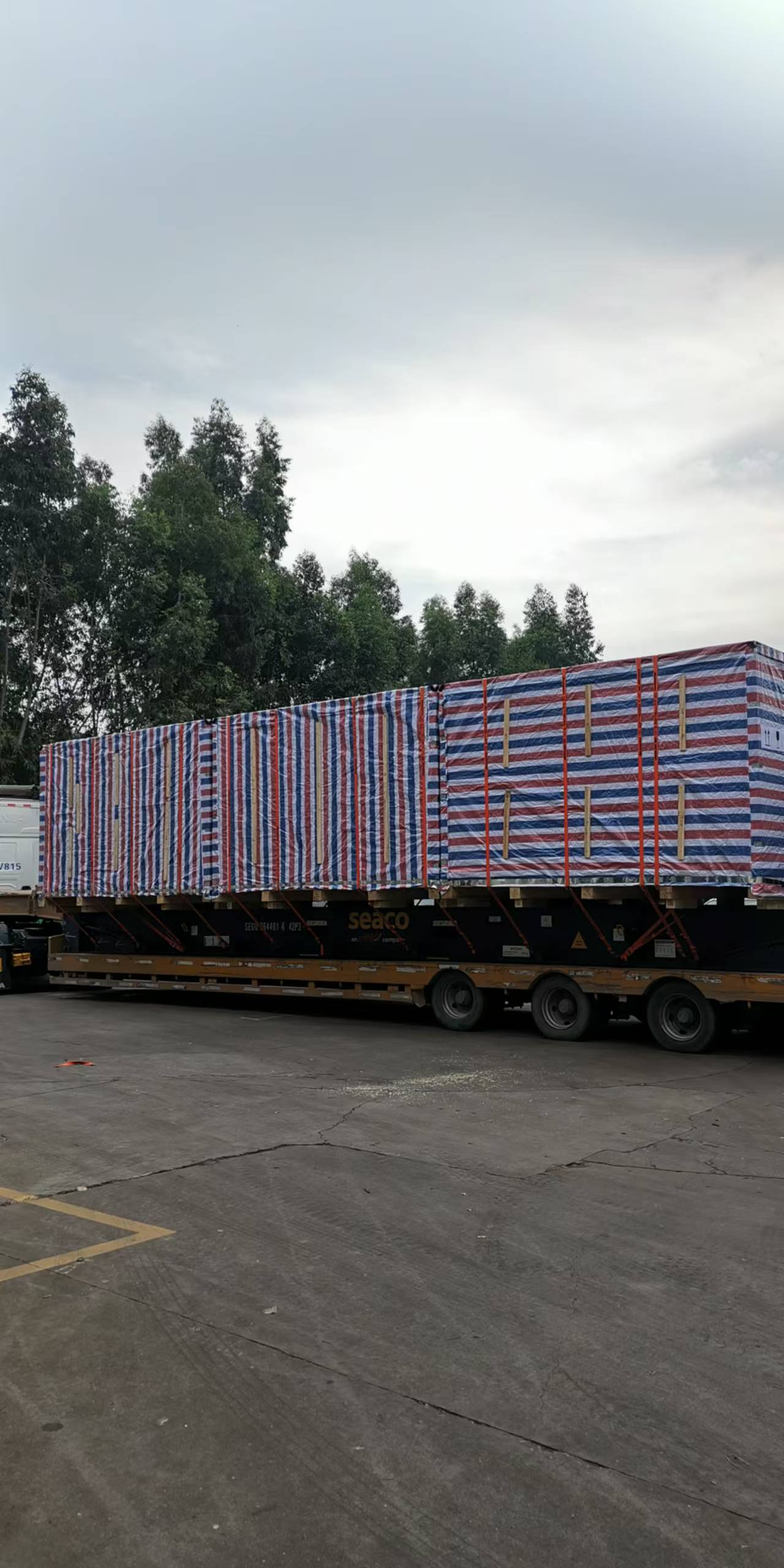 1200/800围板箱 - 真空木箱供应厂家配套产品