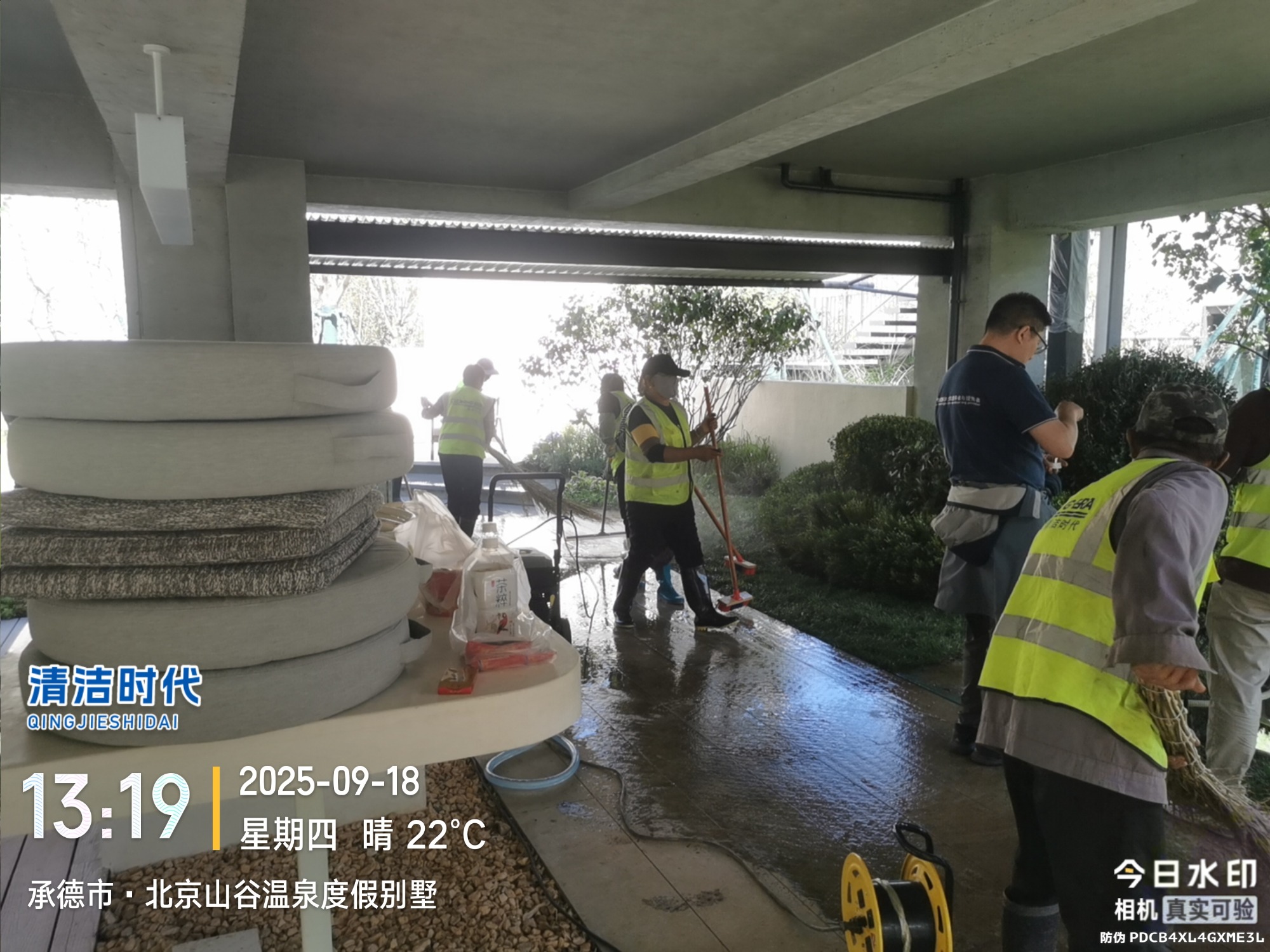 河西洗扫一体机器人实力公司木地板打蜡