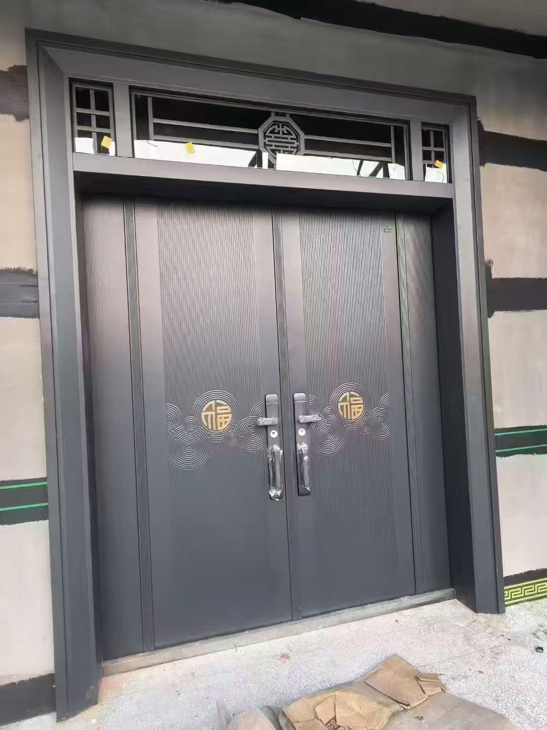 别墅堂屋大门天地国亲师位神龛制造工厂款式图