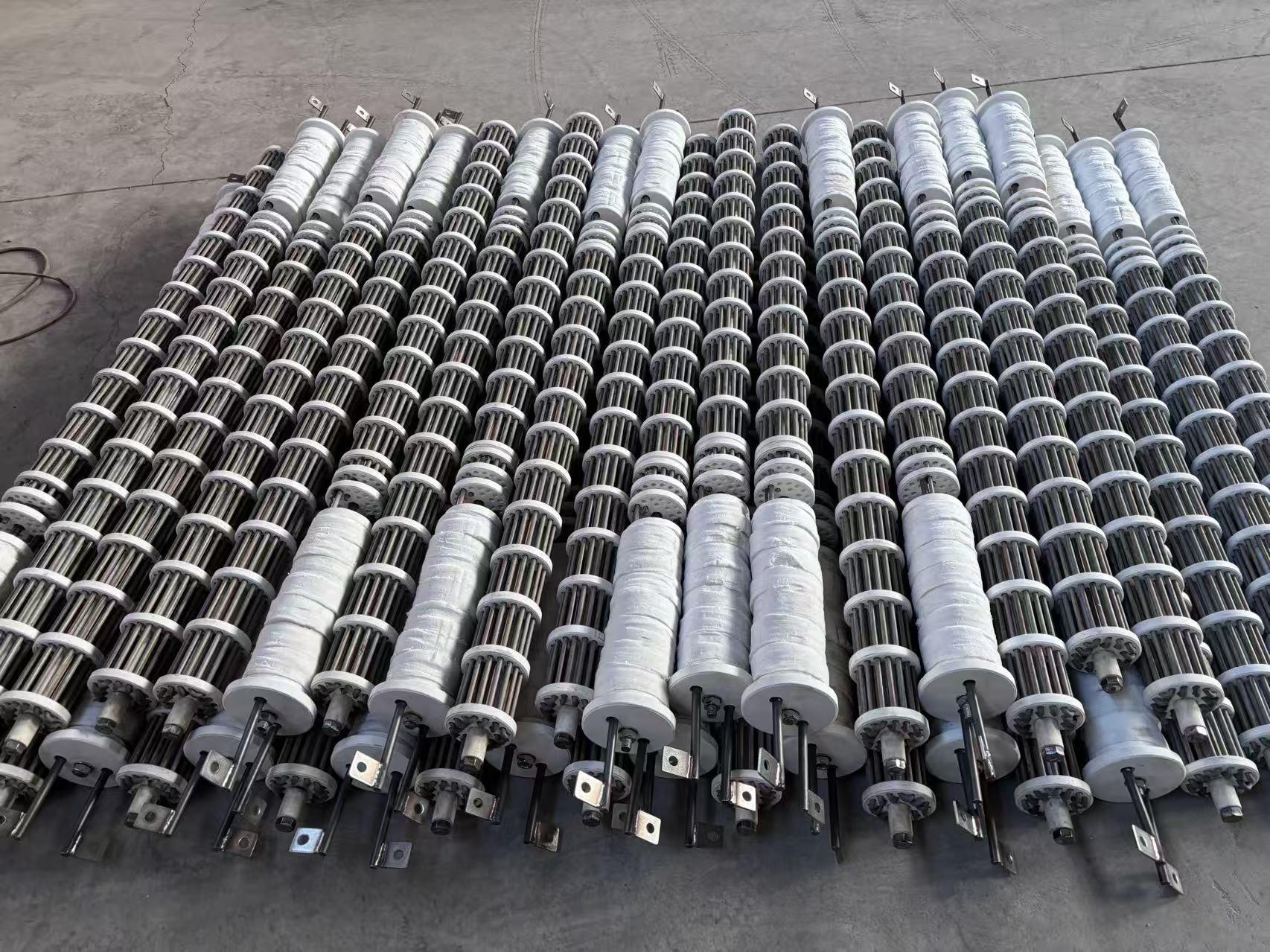 大同不锈钢辐射管 - 镍铬电热丝公司产品