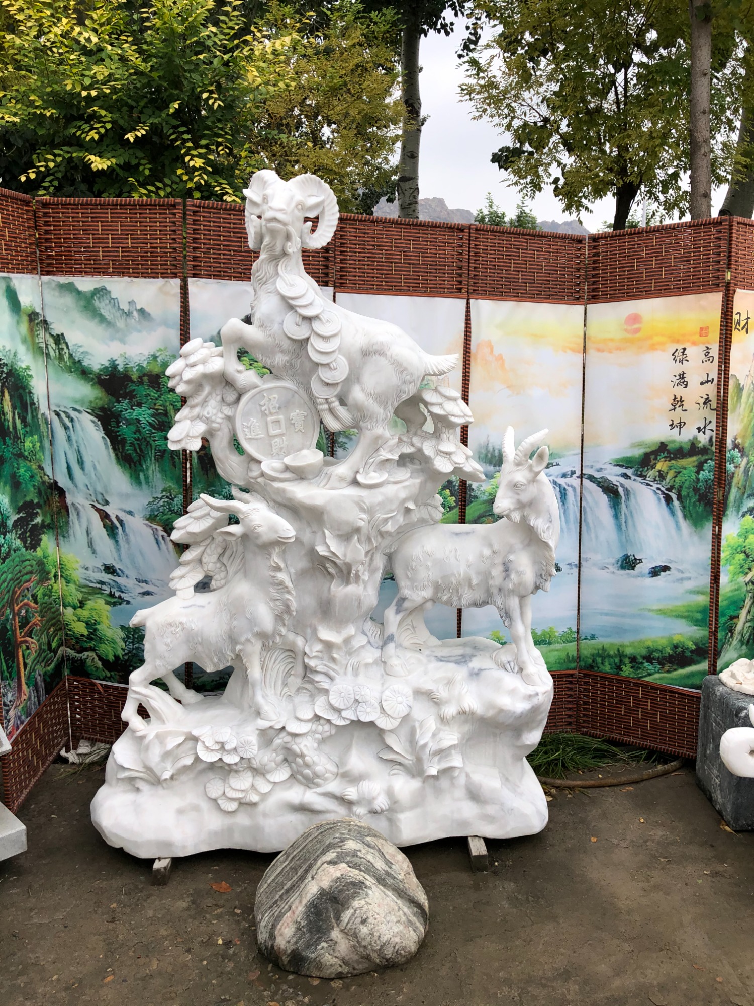 石雕鱼景观产品