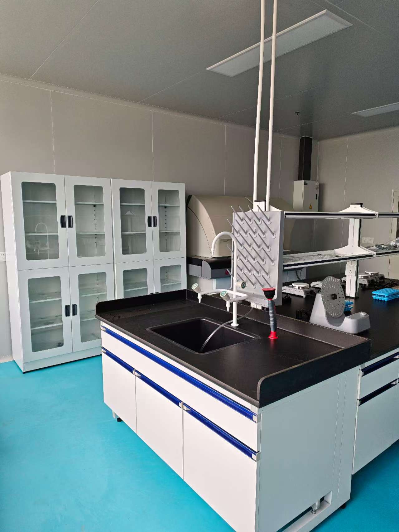 食品洁净区隔断车间施工实景