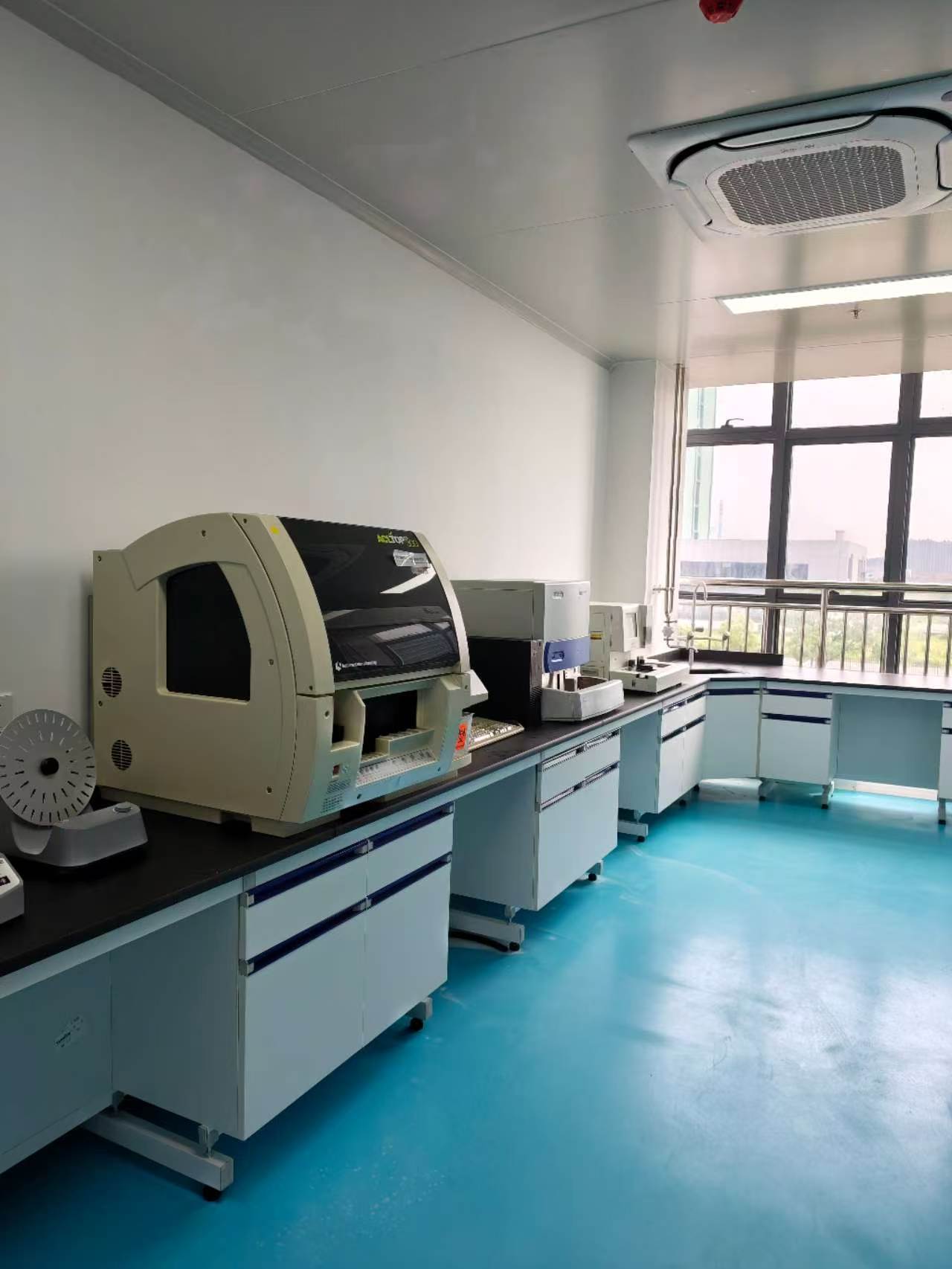 SC认证净化车间施工现场图