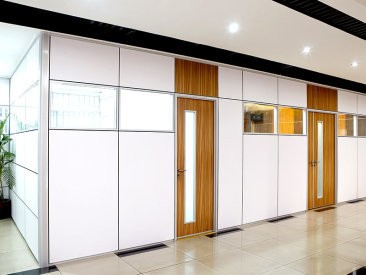 高铁站防火玻璃幕墙施工实景