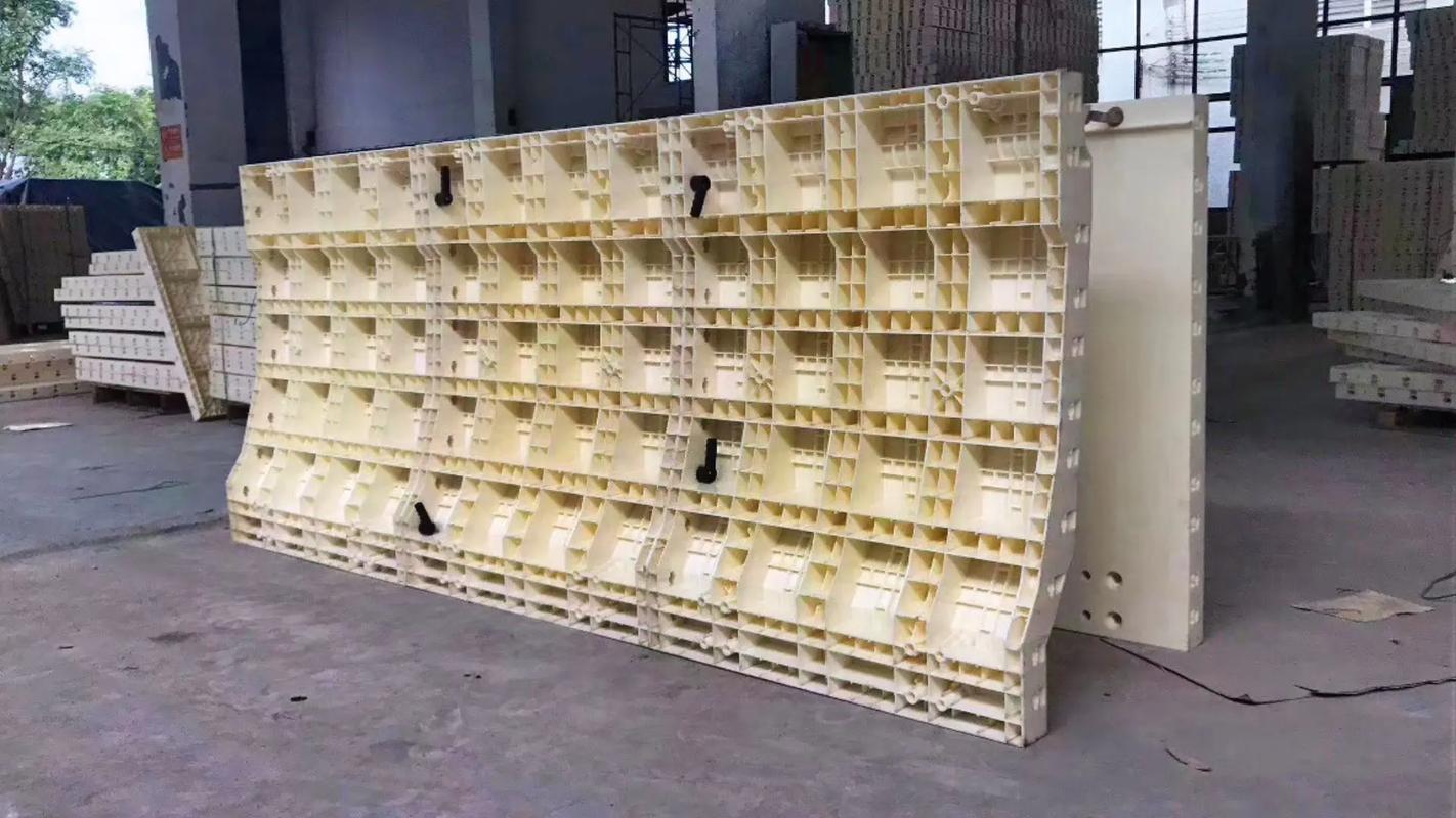 玉溪墙体塑料模板生产现场