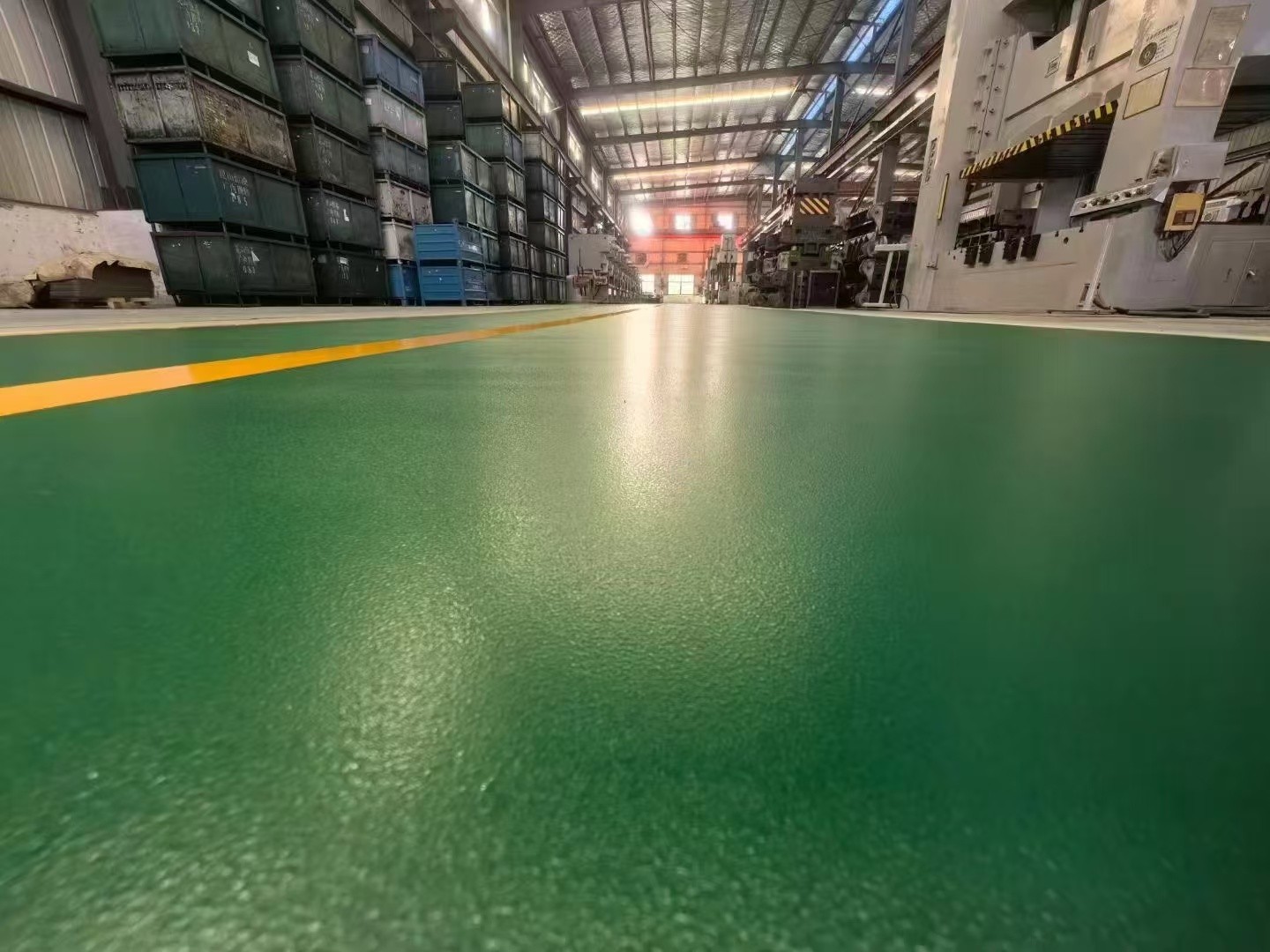 川渝地坪施工现场