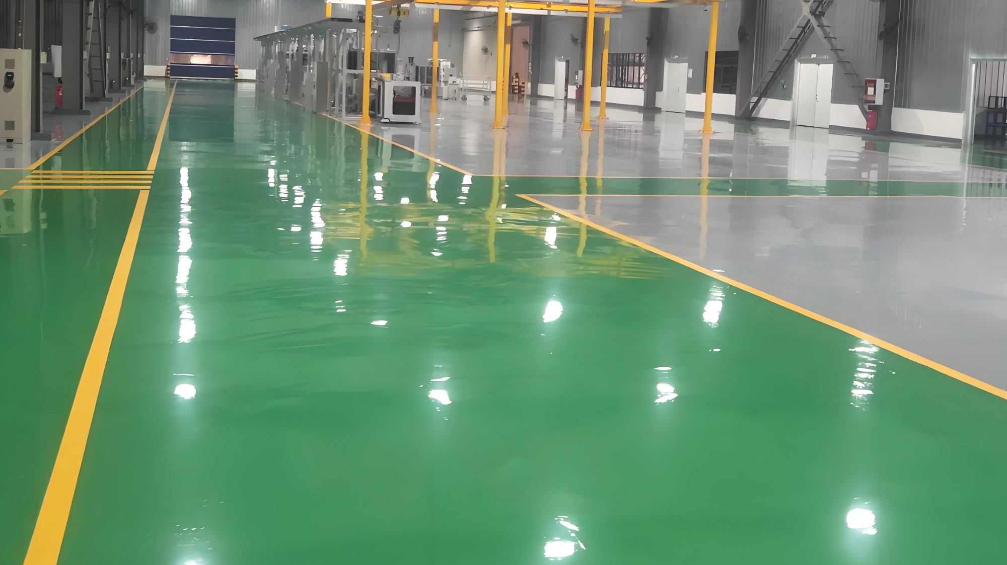 重型车间聚氨酯地坪施工现场