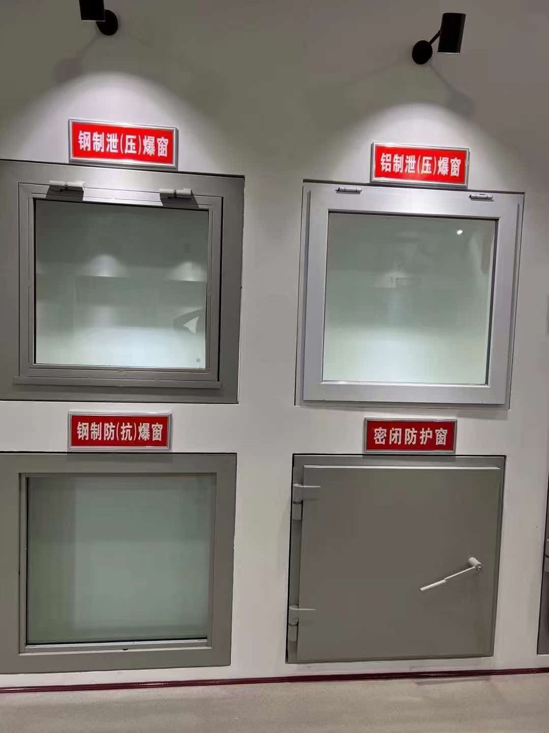 防火门窗生产车间实景
