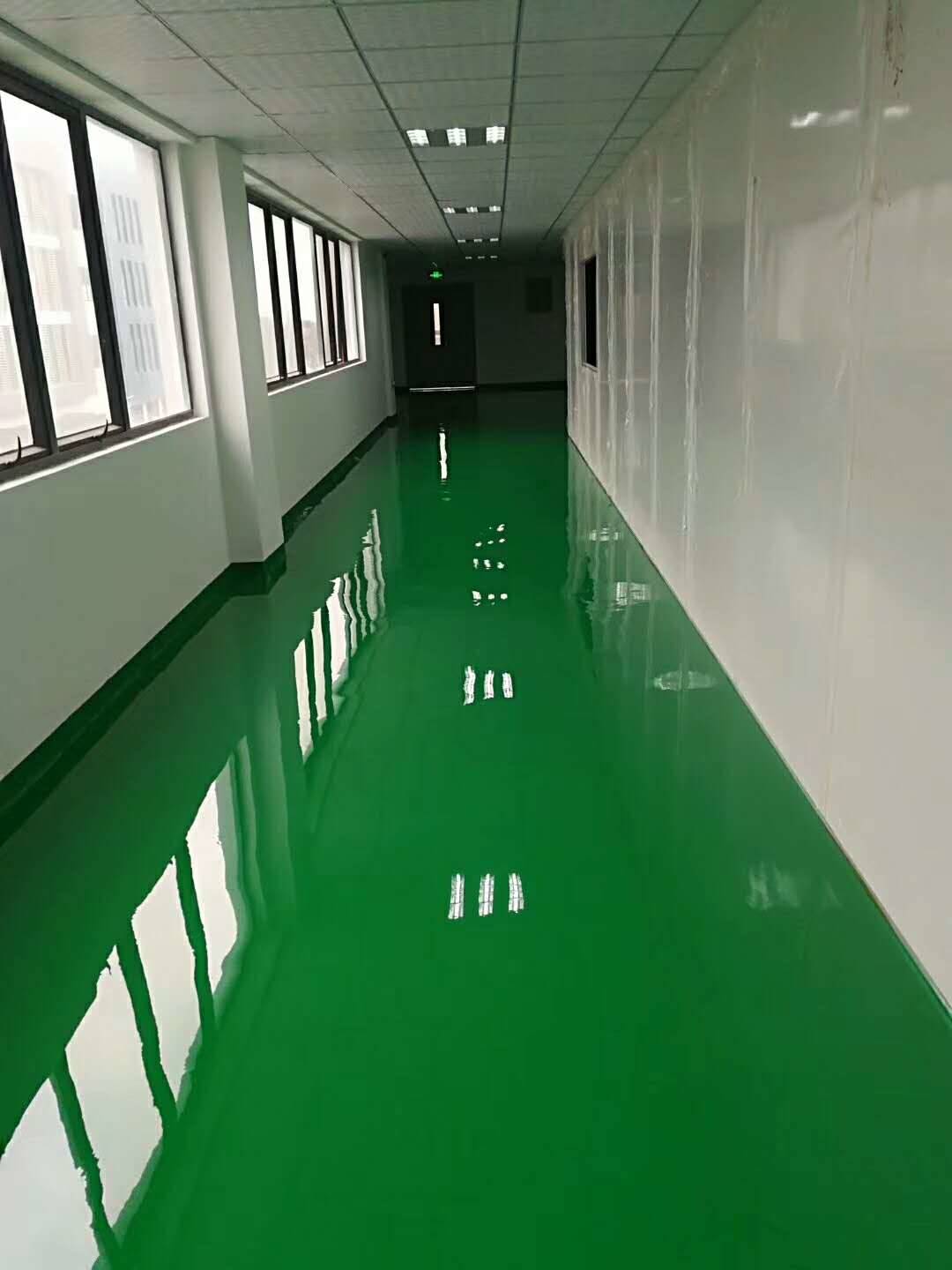 车库重载环氧超耐磨地坪施工效果