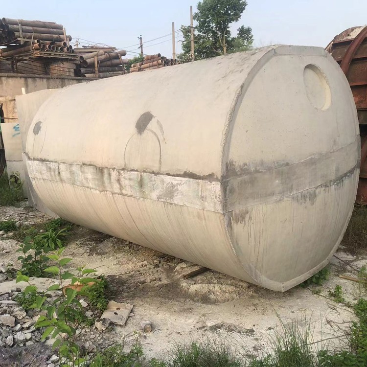 方形水泥化粪池生产实景