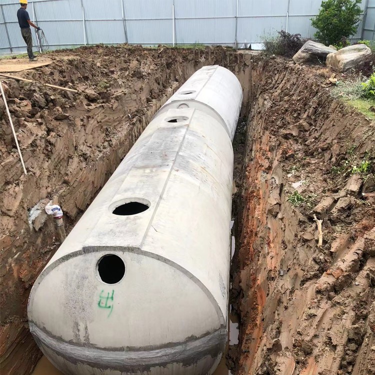 水泥化粪池产品现场实拍