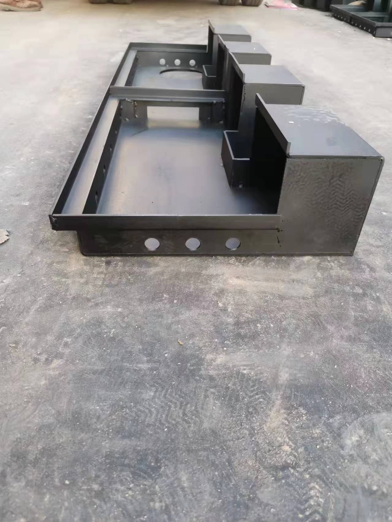 河北抱箍工厂生产车间实拍