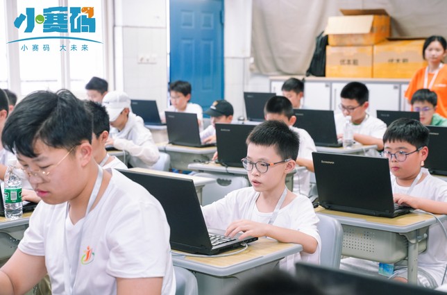 重庆本地科创学习中心教学场景