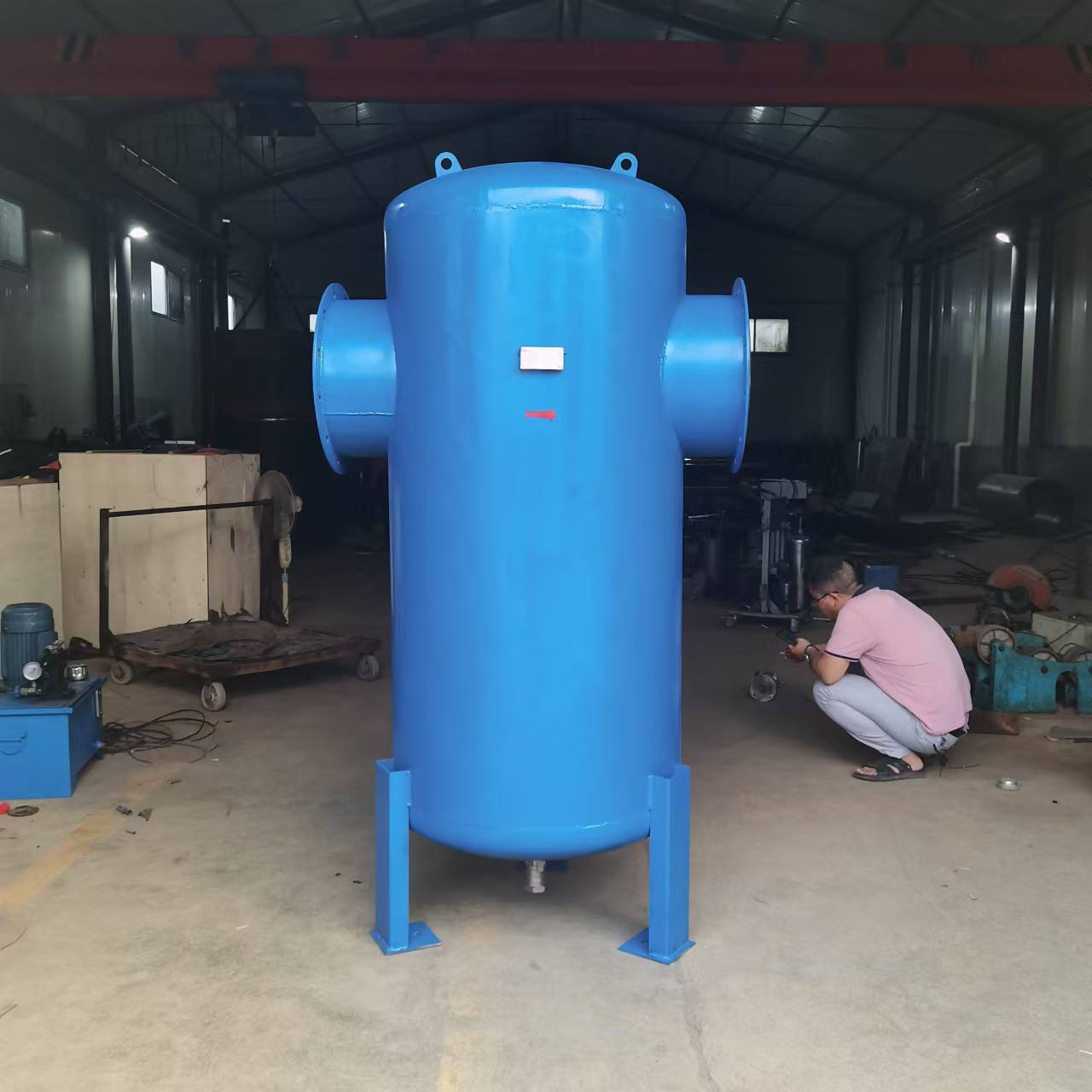吸附式汽水分离器生产车间