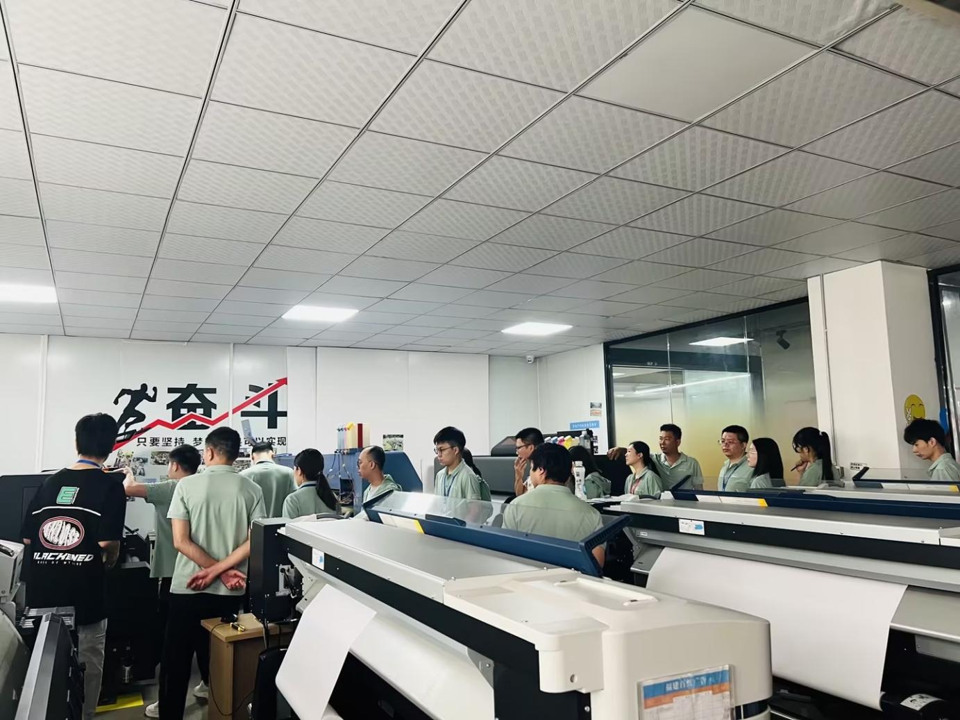 厦门印刷广告物料生产车间实拍