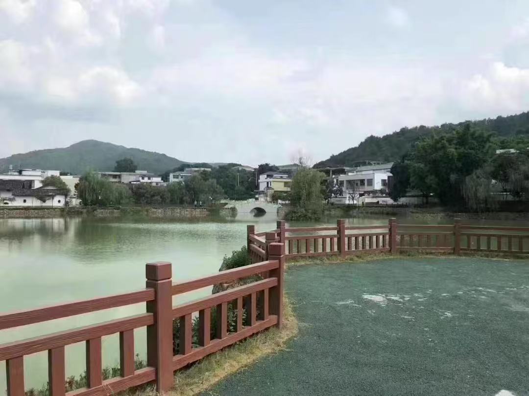 公园仿木栏杆生产实景