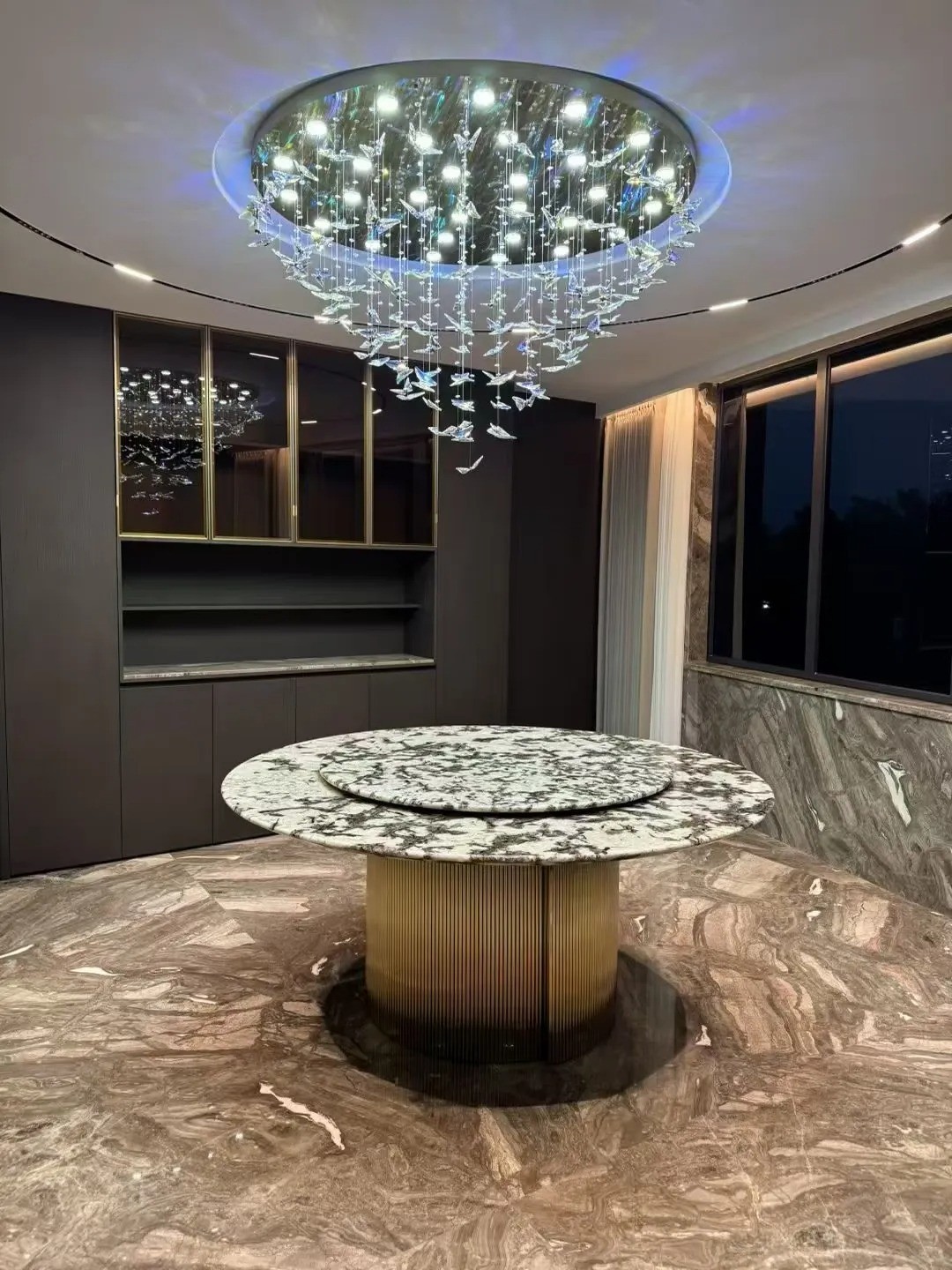 **天然大理石餐桌展厅实景