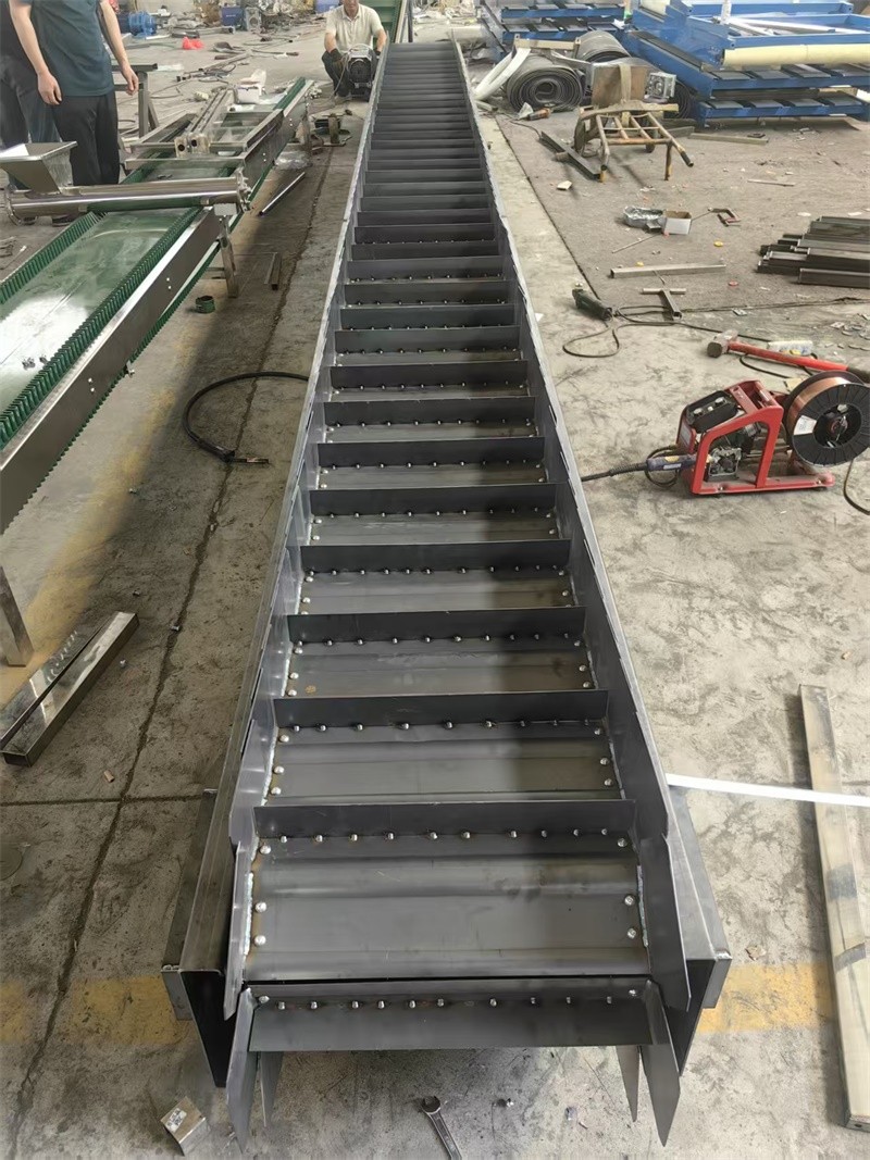 Industrial Chain Plate Conveyor