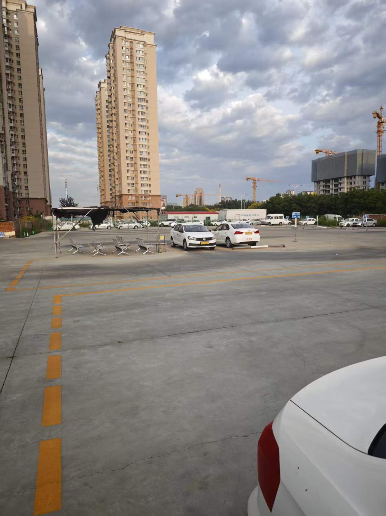天津东丽区暑期驾培训练场实景