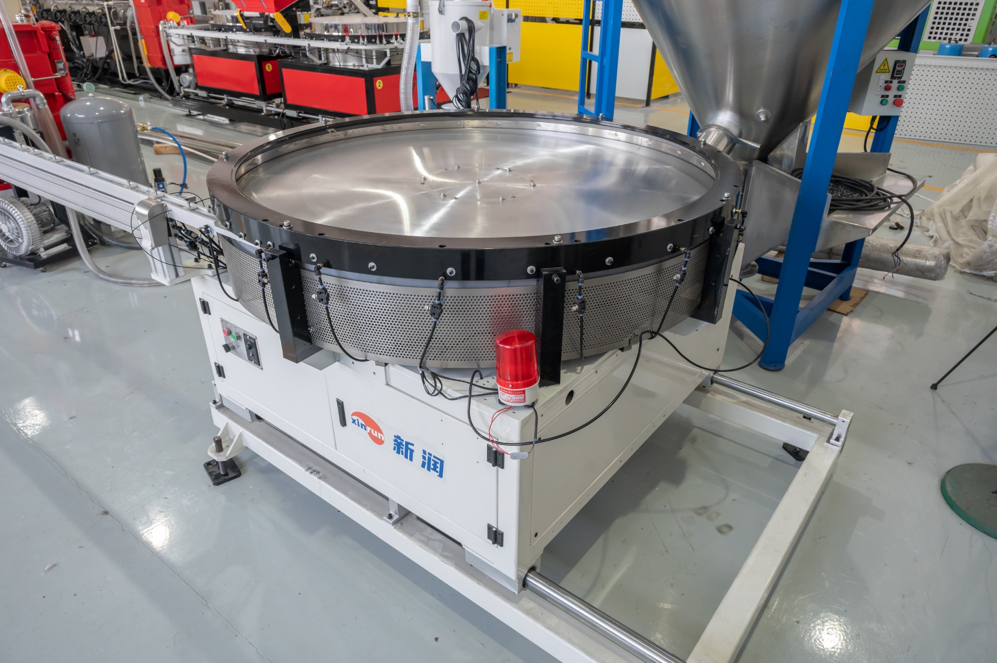 滴灌带生产线运行实拍