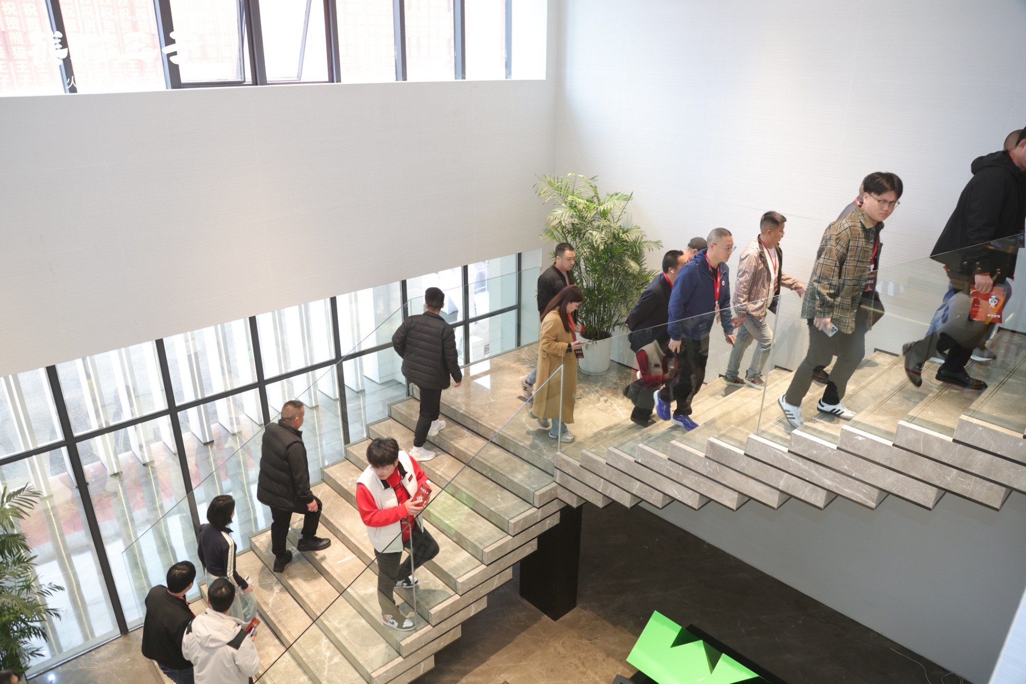 商用冒菜底料大桶装展示