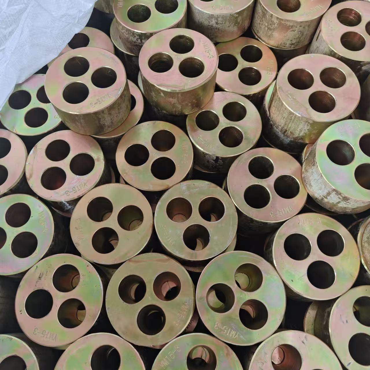 锚具产品生产车间实拍