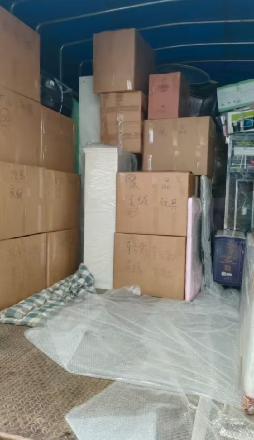 历下区搬家服务现场