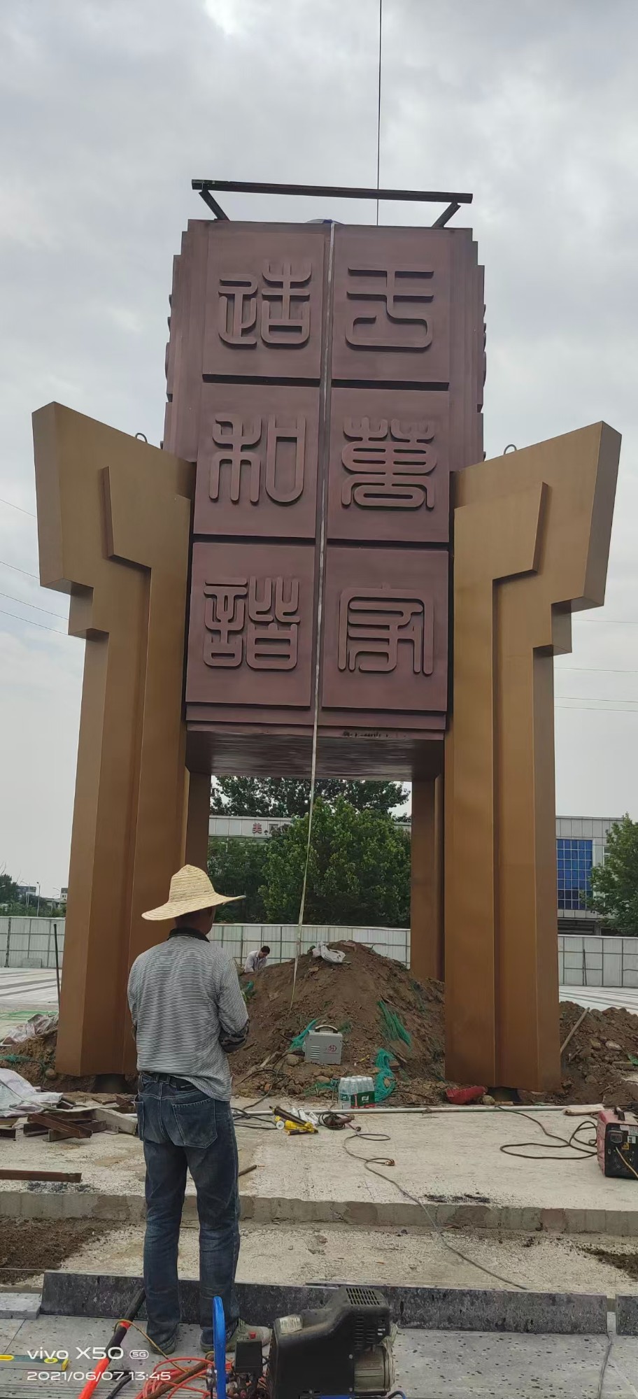 动物铜雕塑生产车间实景
