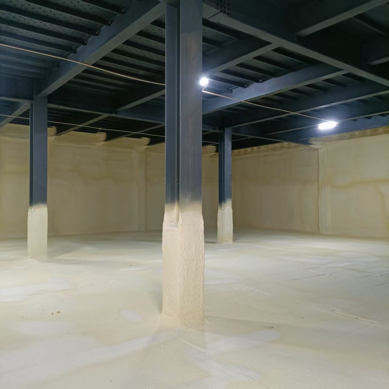 保温防腐施工现场