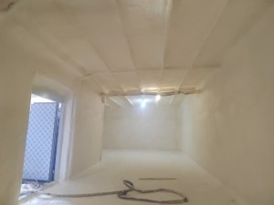 聚氨酯现场发泡施工场景