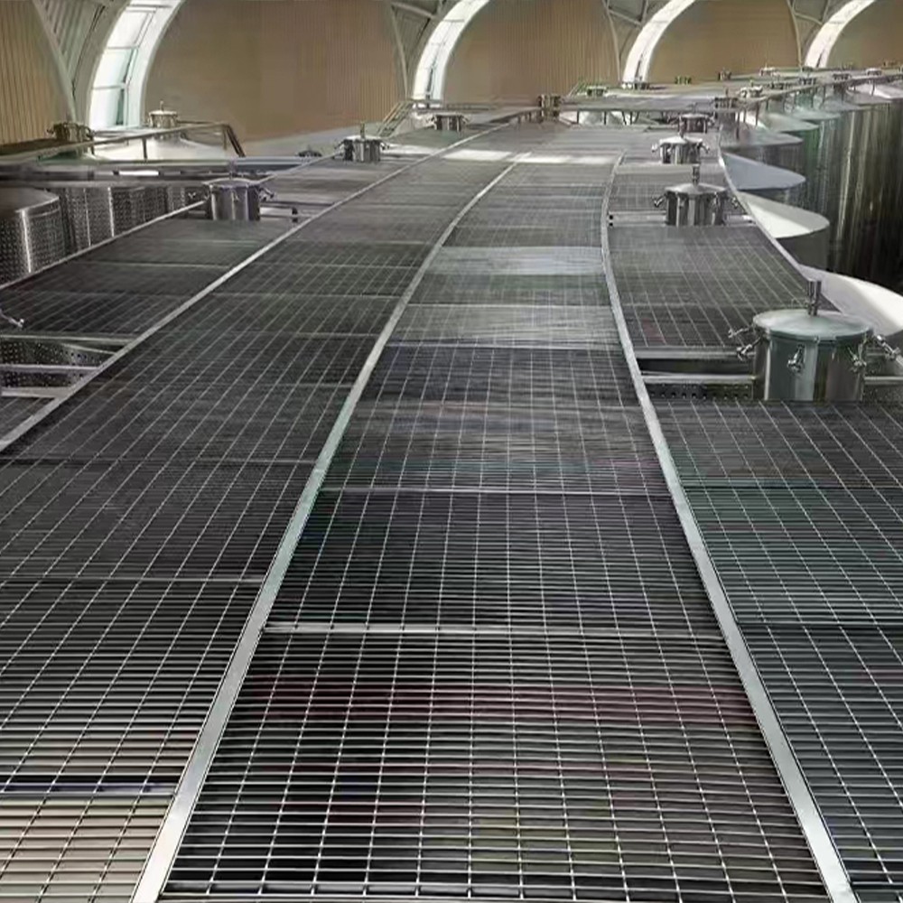 平台钢格板生产成品