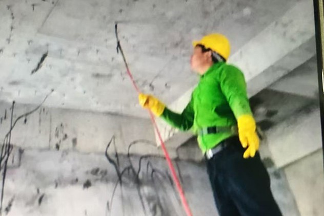 柱加大截面施工现场