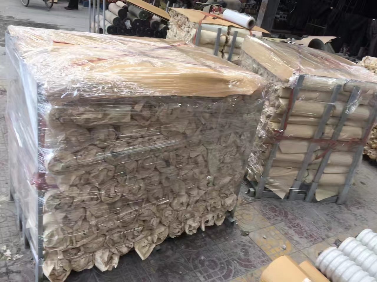 矿用托辊生产现场