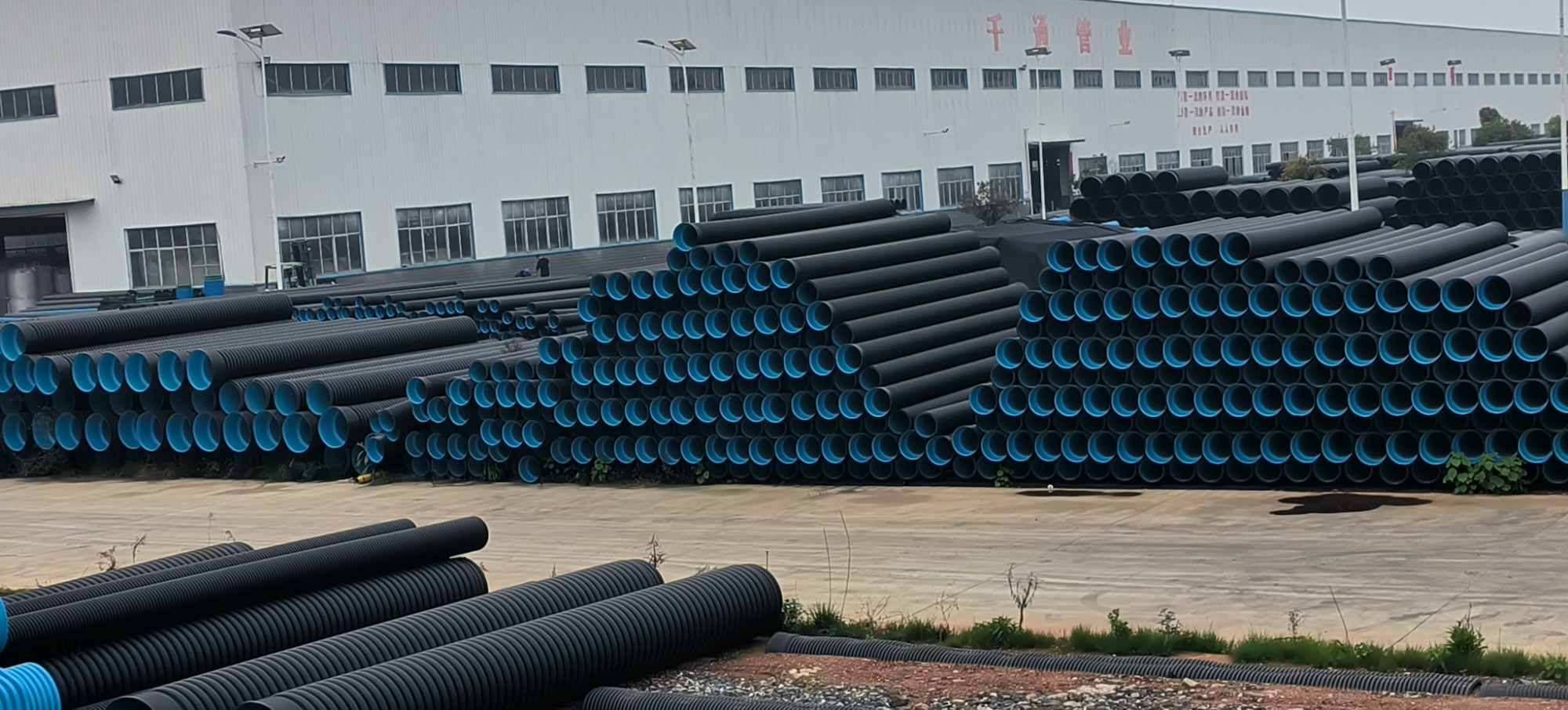 PE钢丝网骨架复合管产品展示