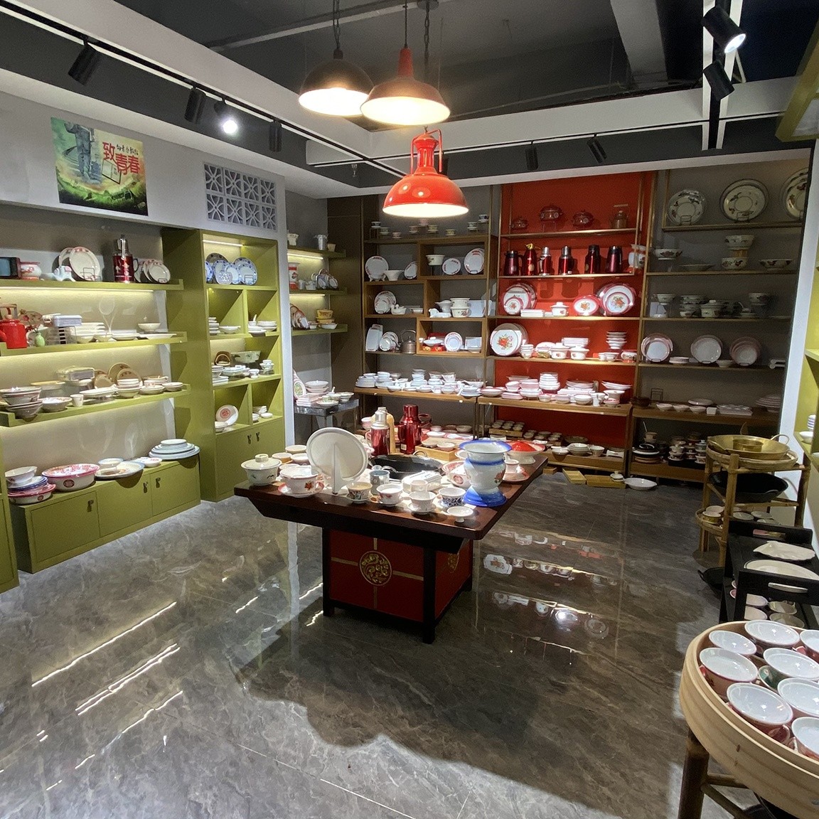 无感结算芯片餐具实物展示