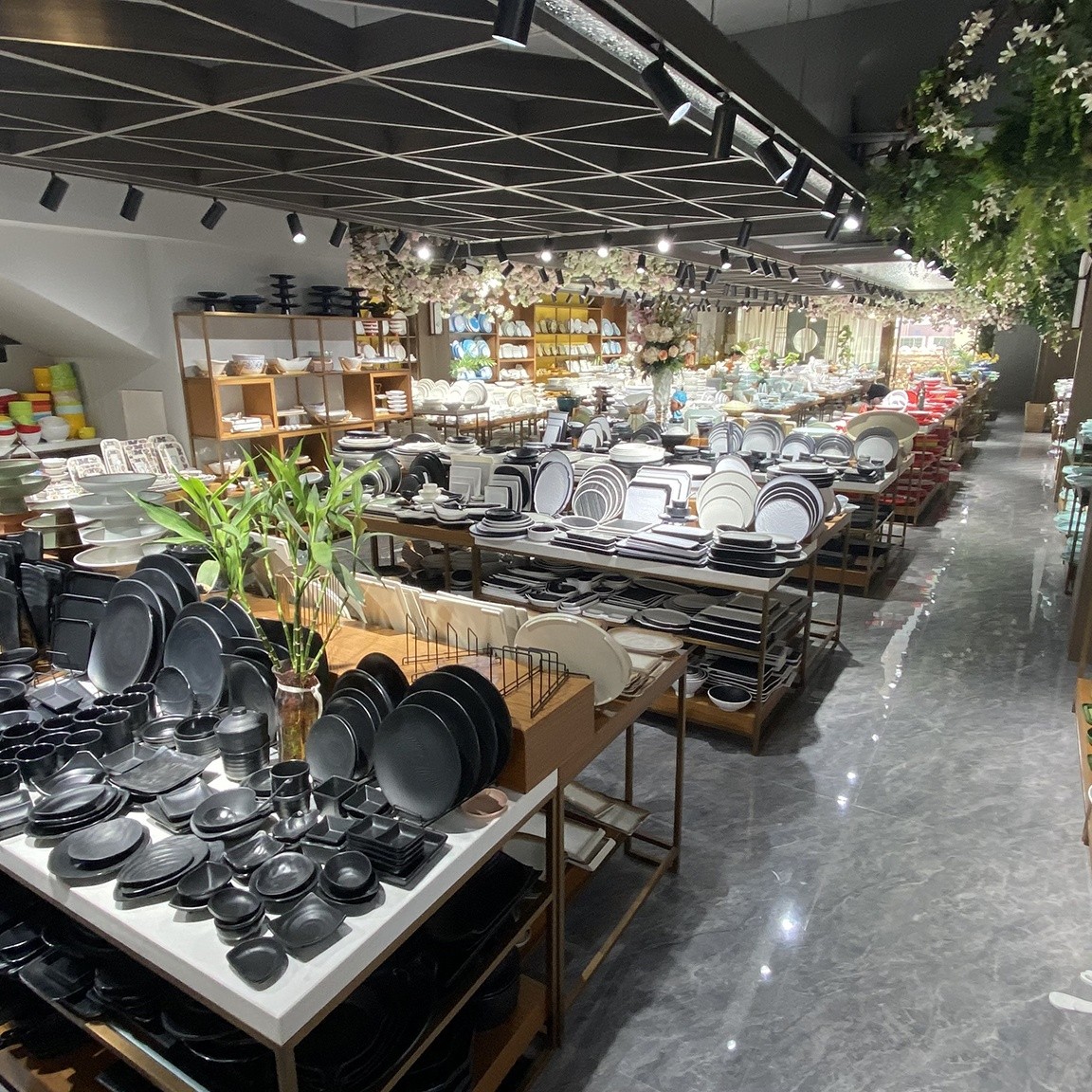 智能芯片餐具实物展示