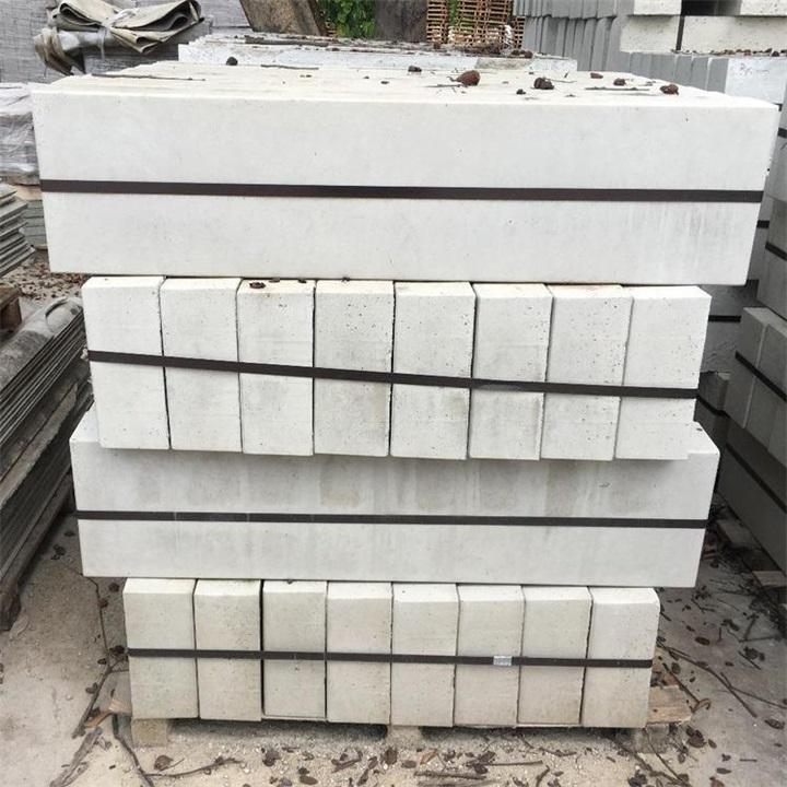 混凝土路沿石生产成品