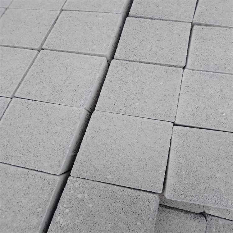沧州人行道渗水砖生产实景