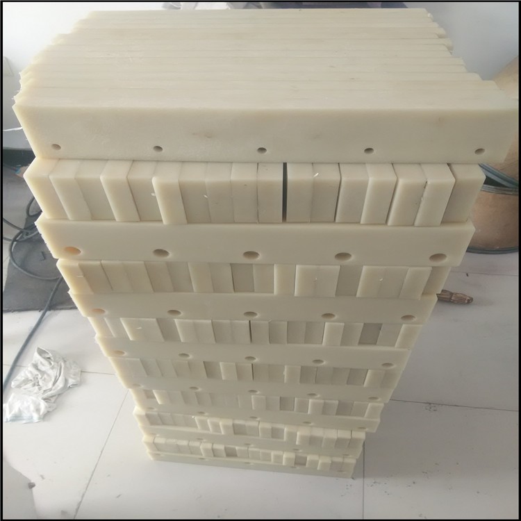 尼龙机加工产品示例