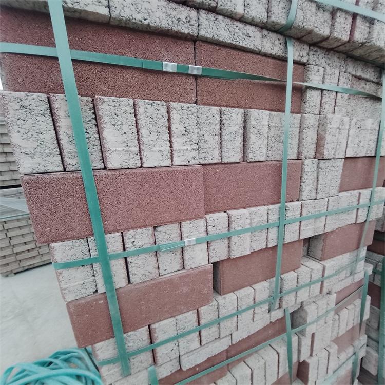 雄安人行道透水砖生产实景