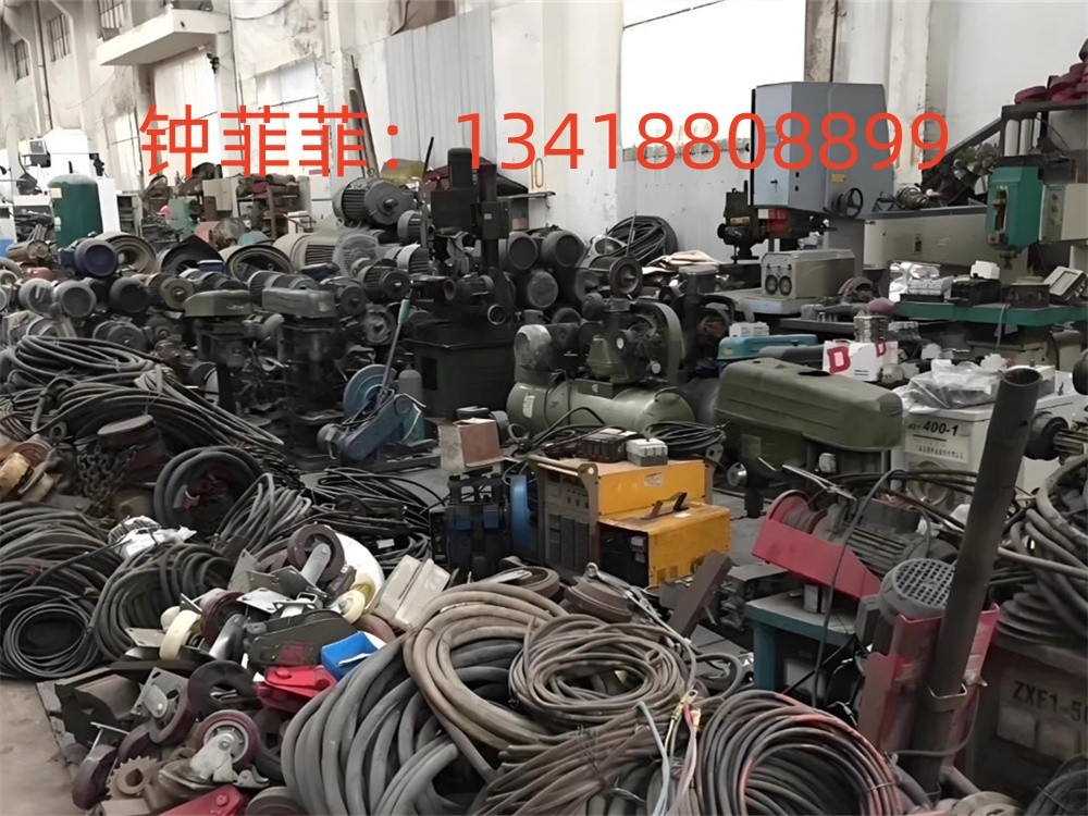 广州上门空调回收现场作业图