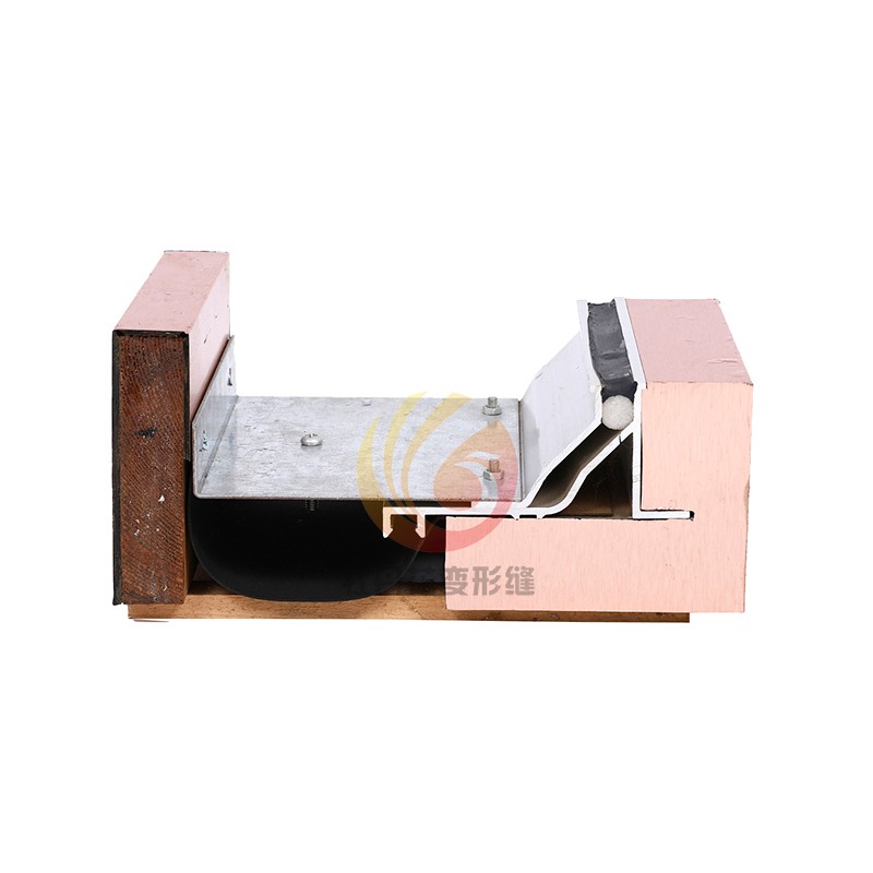 铝合金变形缝盖板实物展示