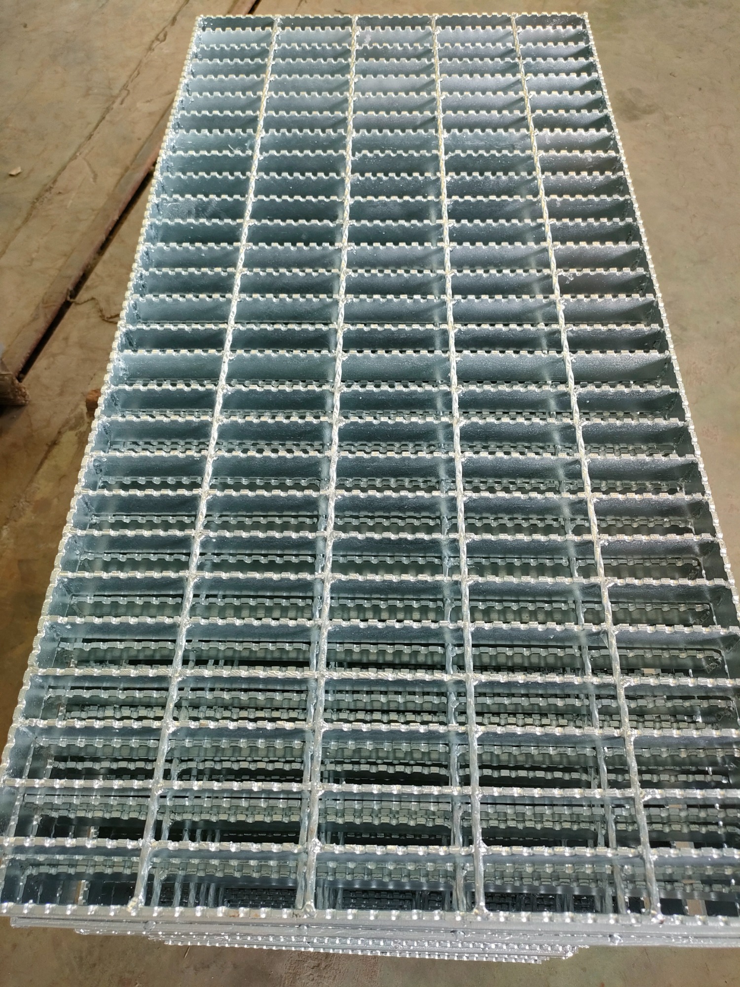 platform steel grating