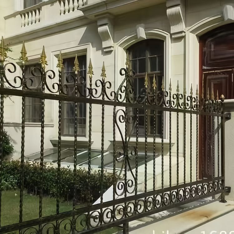 Metal Fence Production