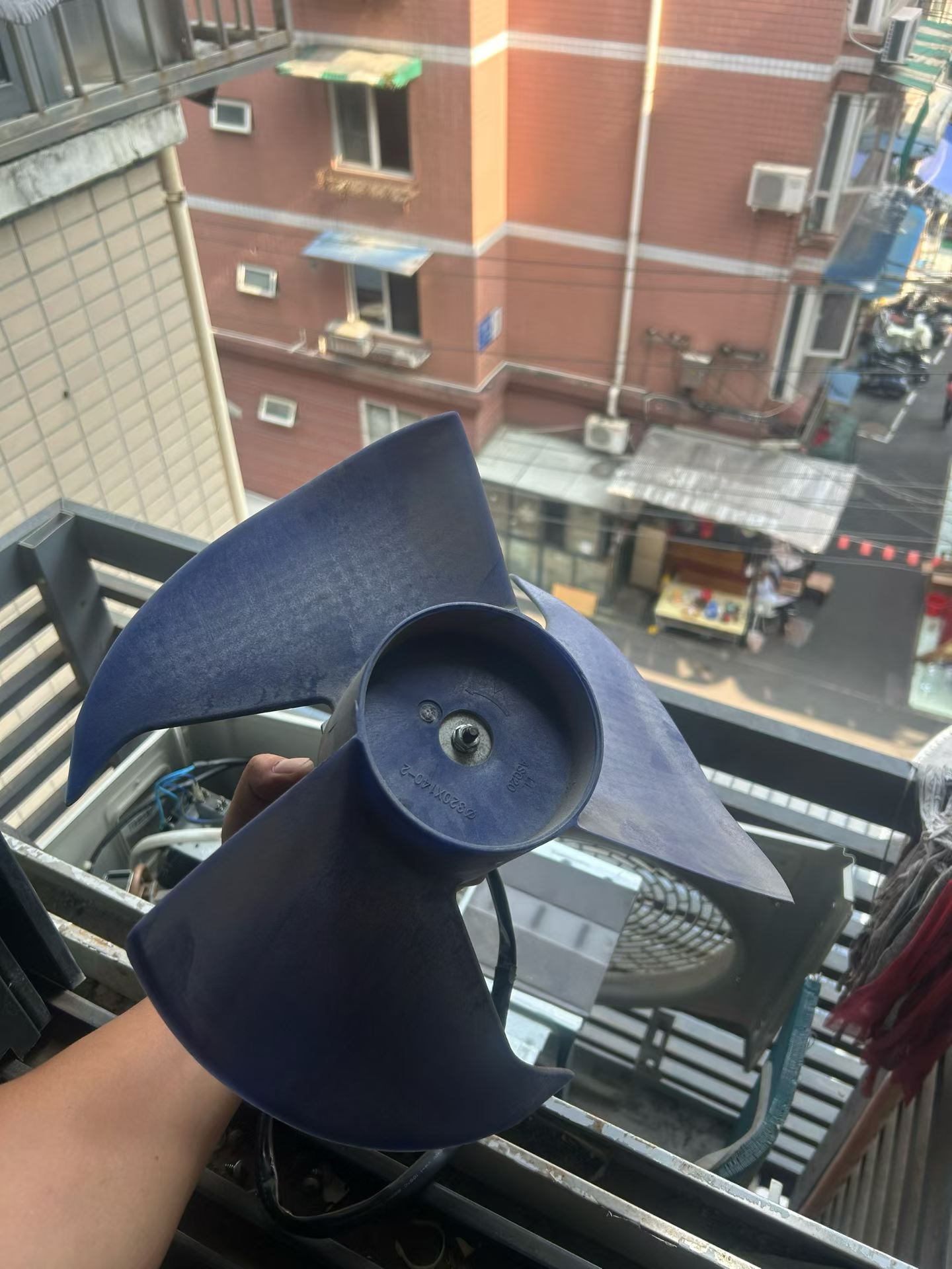 空调拆装现场施工示意图