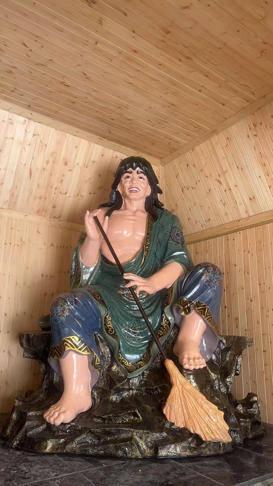 佛像神像雕塑生产场景